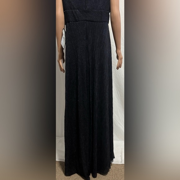 R & M Richard Plus Size Long Embellished Metallic Dress 3138 Size 18 - Picture 5 of 10